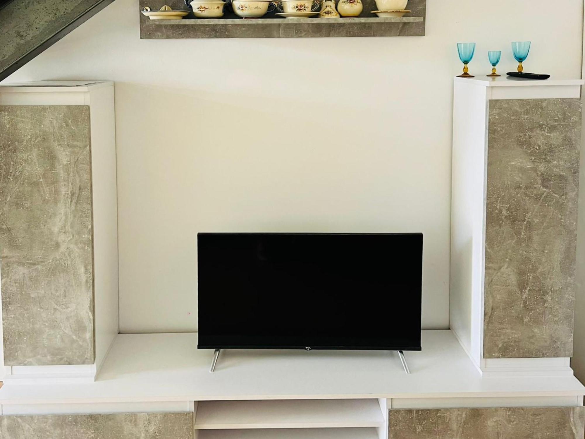 Espectacular Apartamento Con Piscina Y Garaje Madrid Esterno foto
